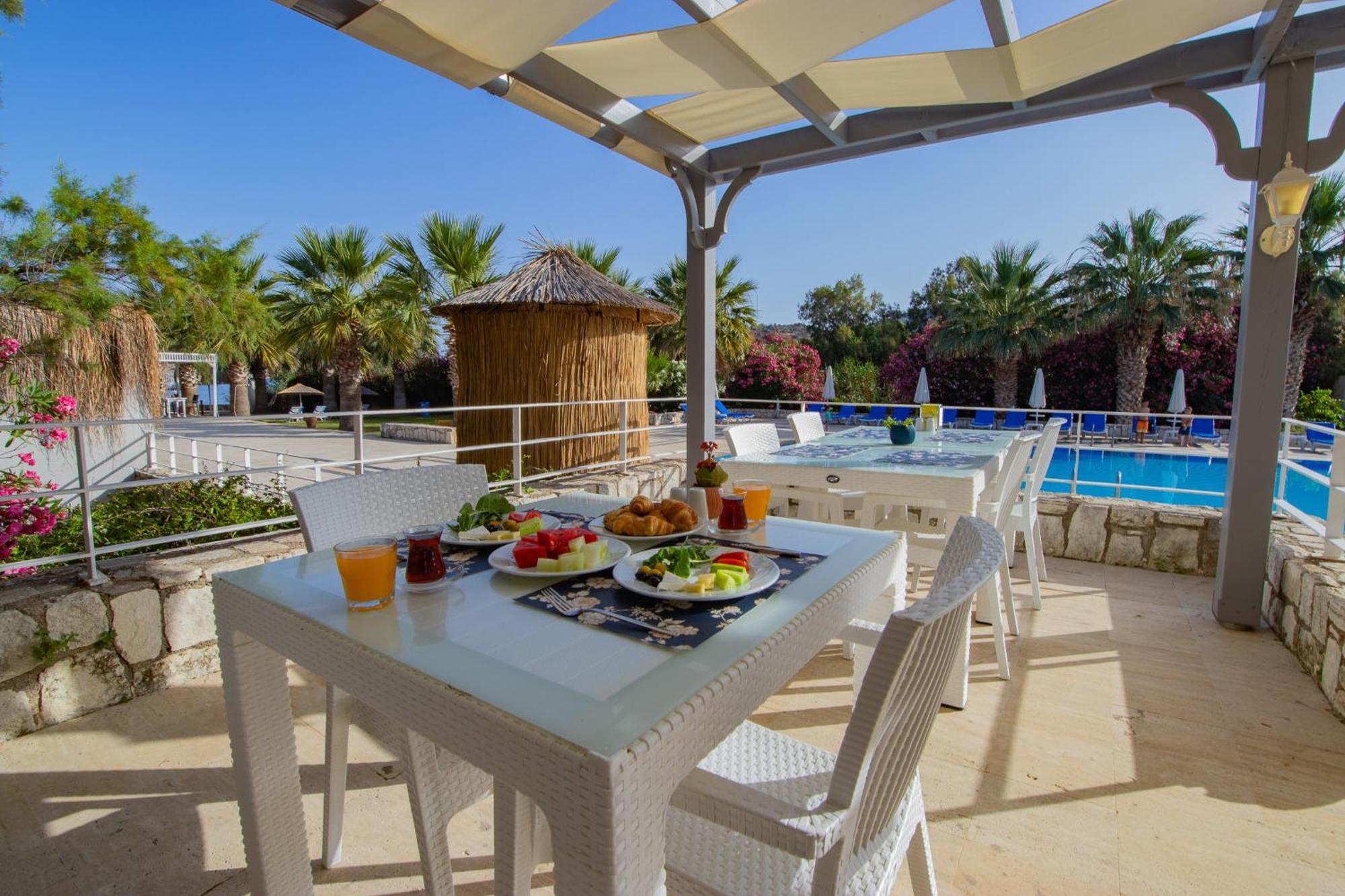 Ladonia Hotels Zemda Guemuesluek Exterior photo